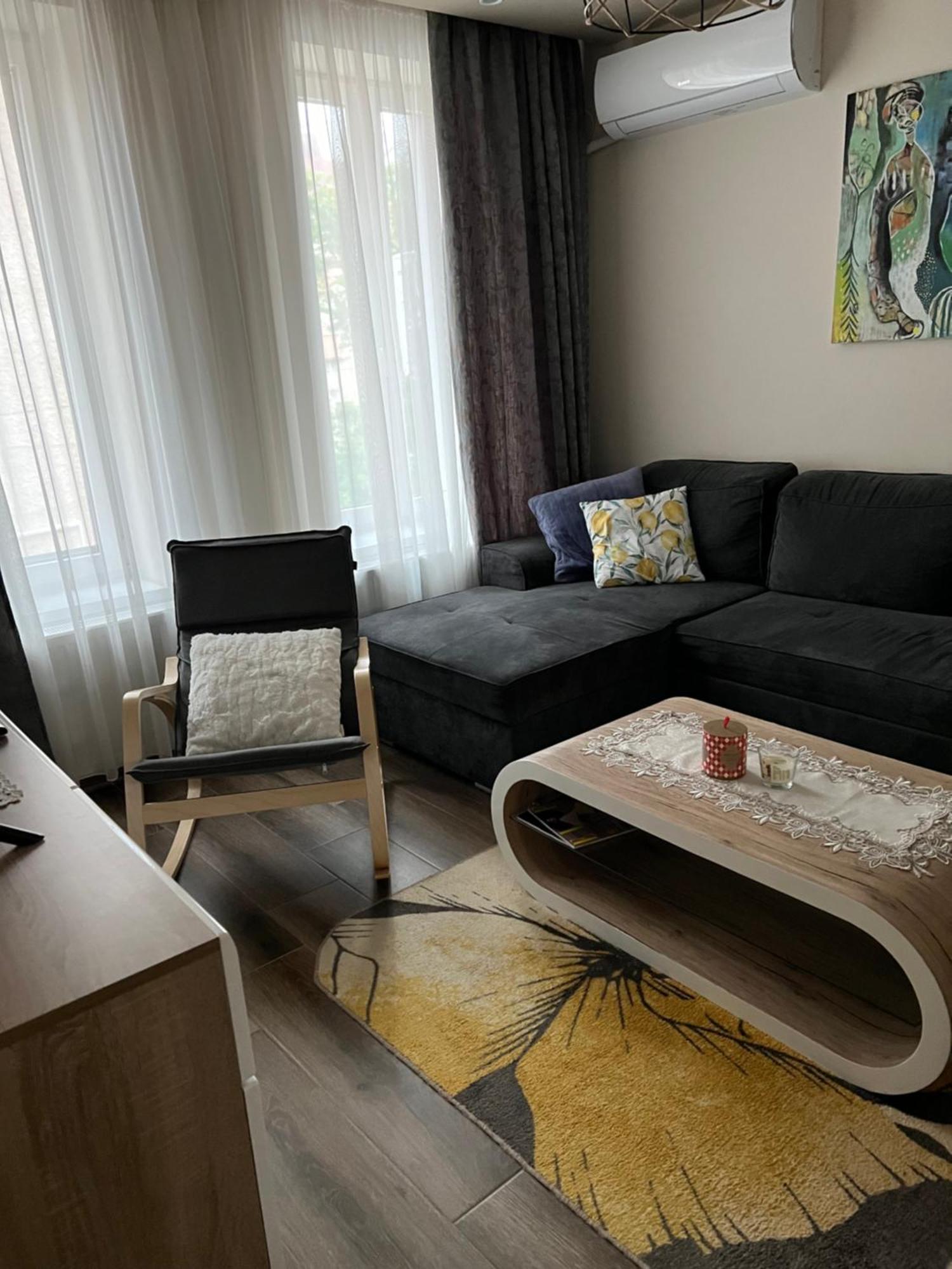 Marsy Apartment Sandanski Bagian luar foto